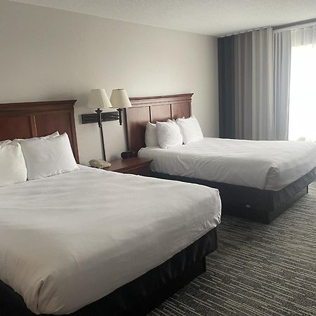 Harmony Inn & Suites Fort Dodge Buitenkant foto