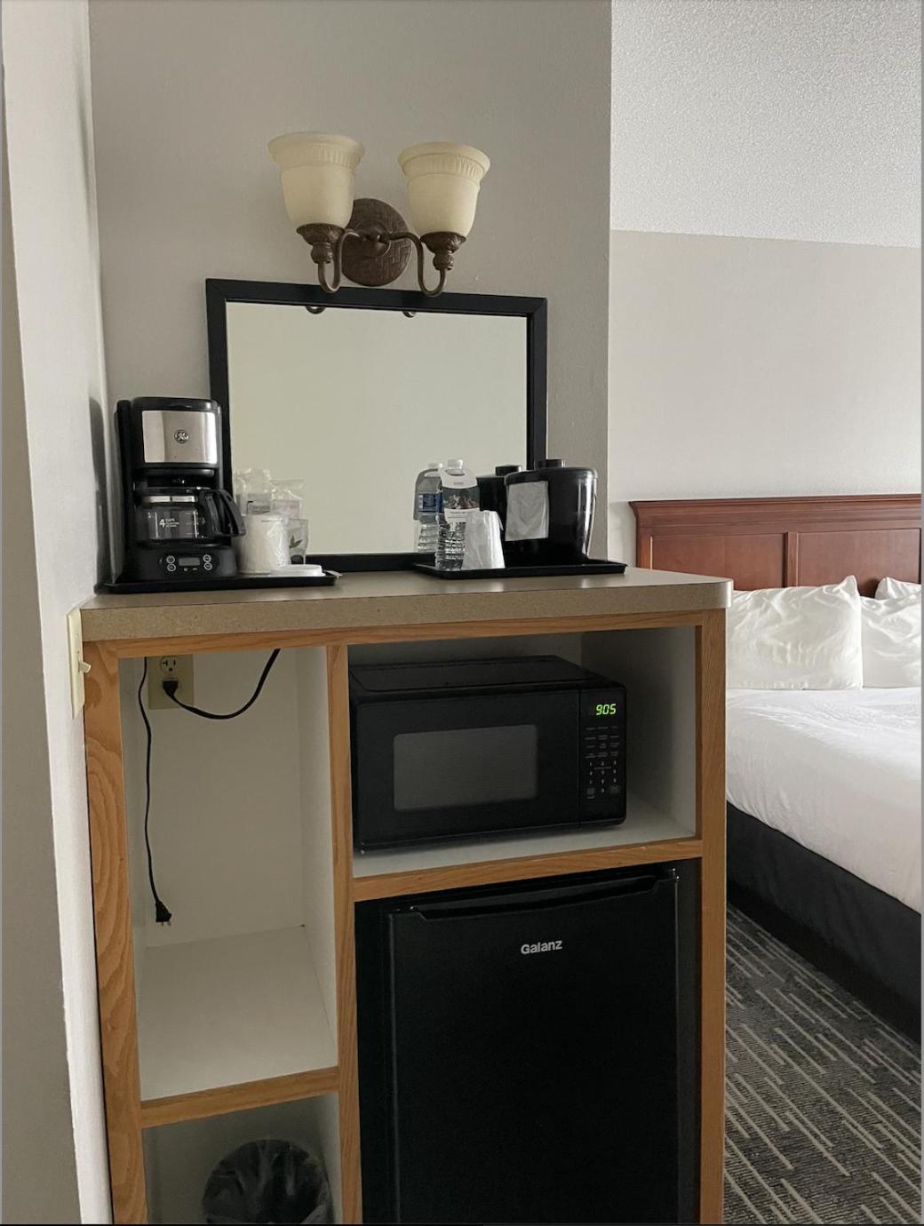 Harmony Inn & Suites Fort Dodge Buitenkant foto