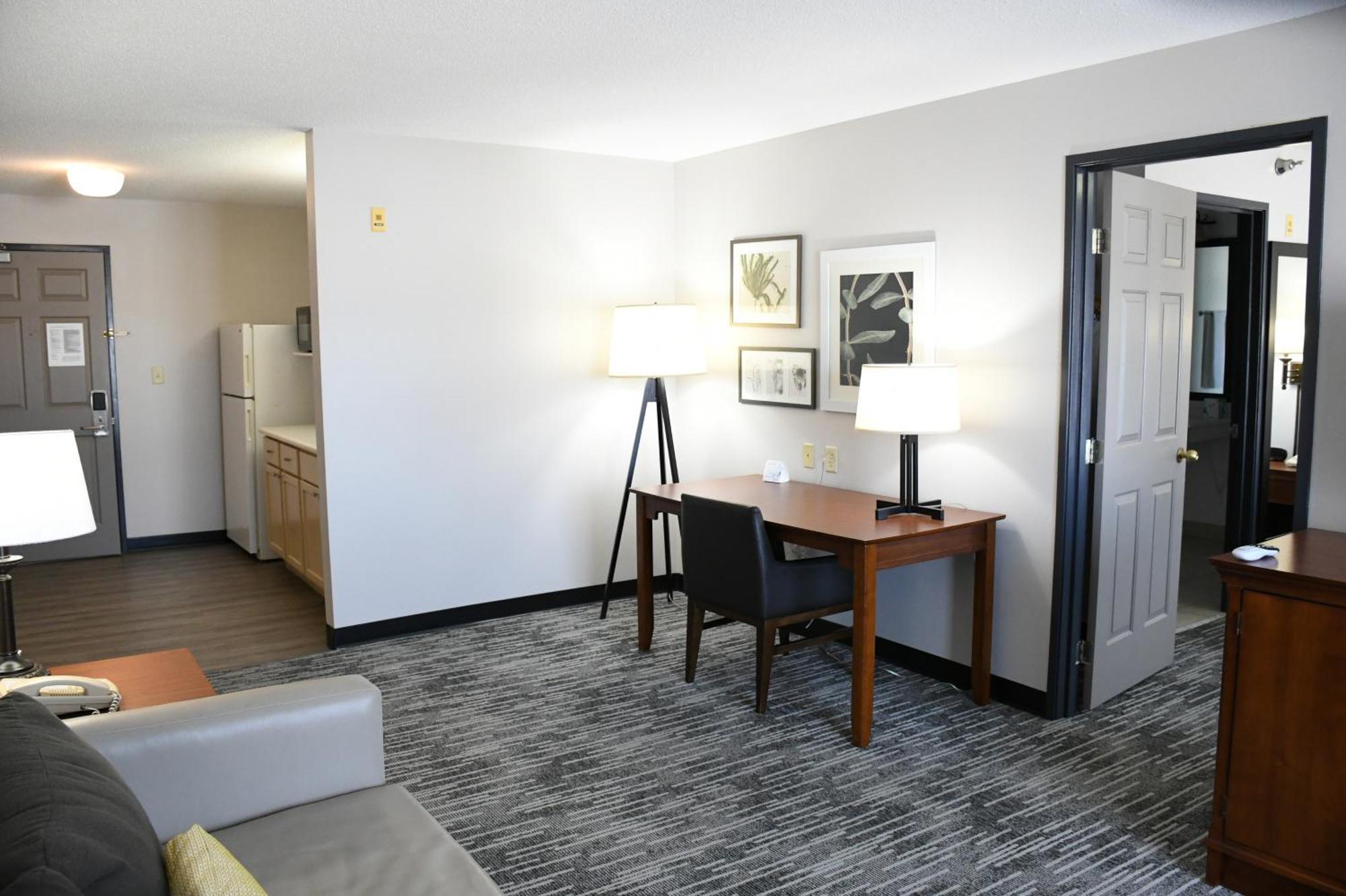 Harmony Inn & Suites Fort Dodge Buitenkant foto